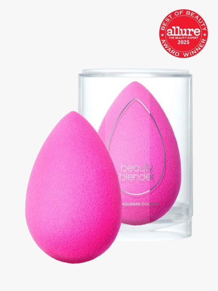 Beautyblender Original in branded component on a light gray background with best of beauty 2025 seal in the top right corner